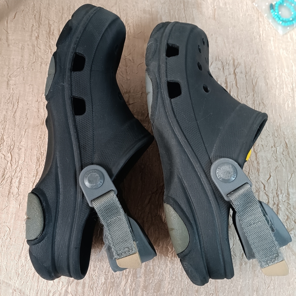 CROCS Men's Black Sandals - Picture 5 of 10